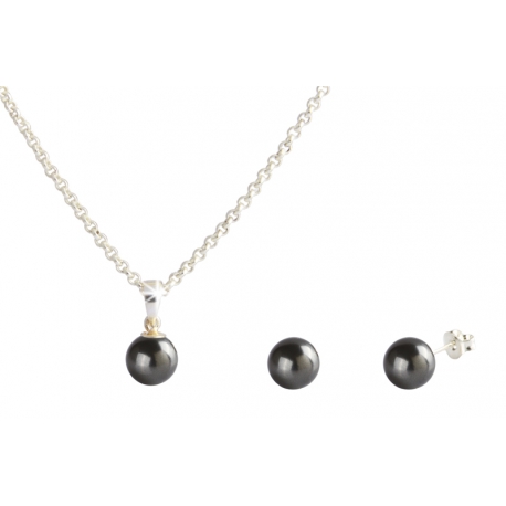 Conjunto Born Black